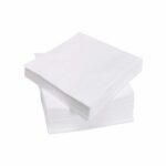 Servilleta de papel tissue extra absorbente para uso doméstico y gastronómico.