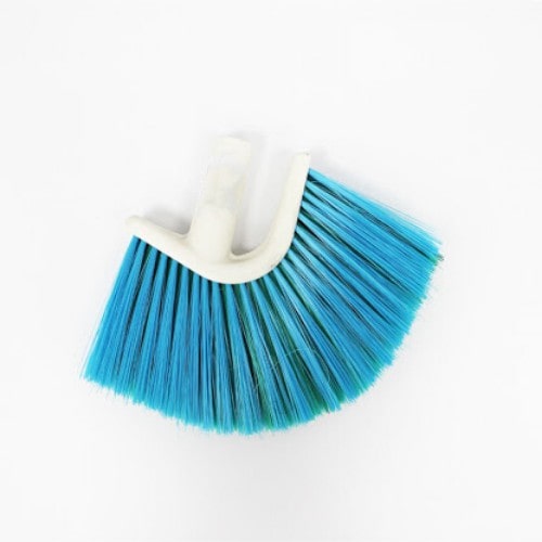 Limpia techo de PVC con forma en L y cerdas suaves para rincones y vértices