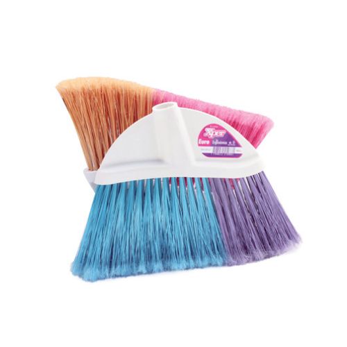 escoba lucero euro rinconera