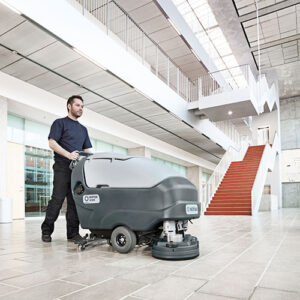 LAVADORA DE PISOS Nilfisk SC800 A Batería - Imagen 3